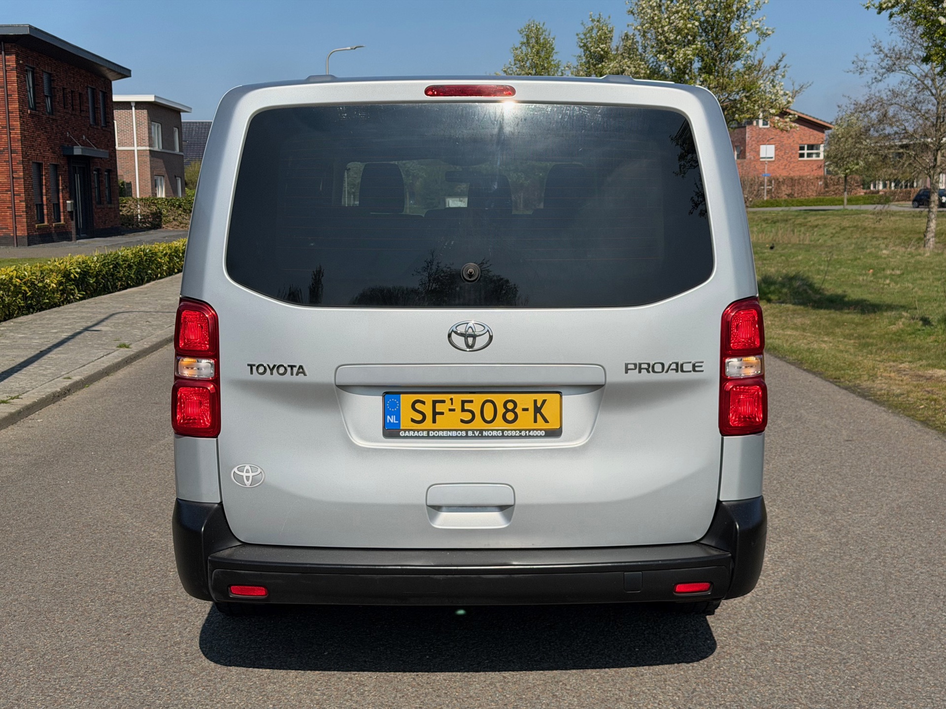 Toyota PROACE Shuttle 1.6 D-4D Cool Comfort Long 9 persoons | pano | Airco | Cruise | Radio | EX BTW | BPM Vrij