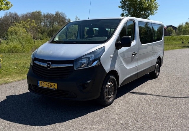 Opel Vivaro Combi 1.6 CDTI L2H1 ecoFLEX (Tik in het blok) foto 2