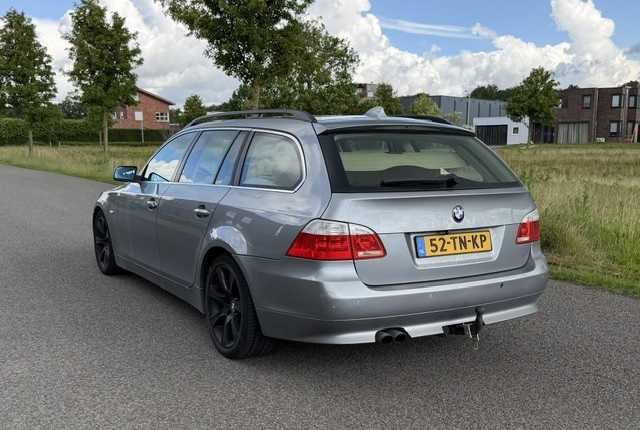 BMW 5-serie Touring 530i Executive foto 5