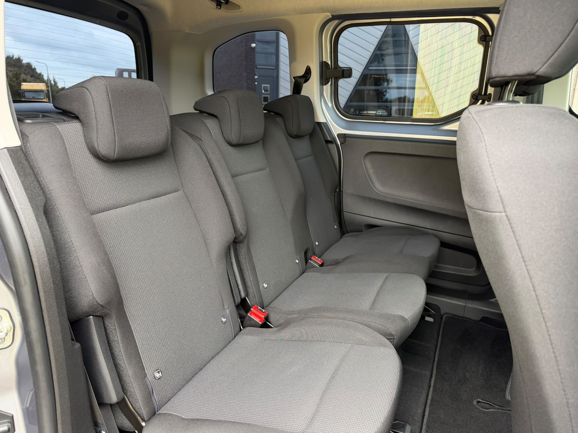 Peugeot E-Rifter EV Active Pack 50 kWh foto 4