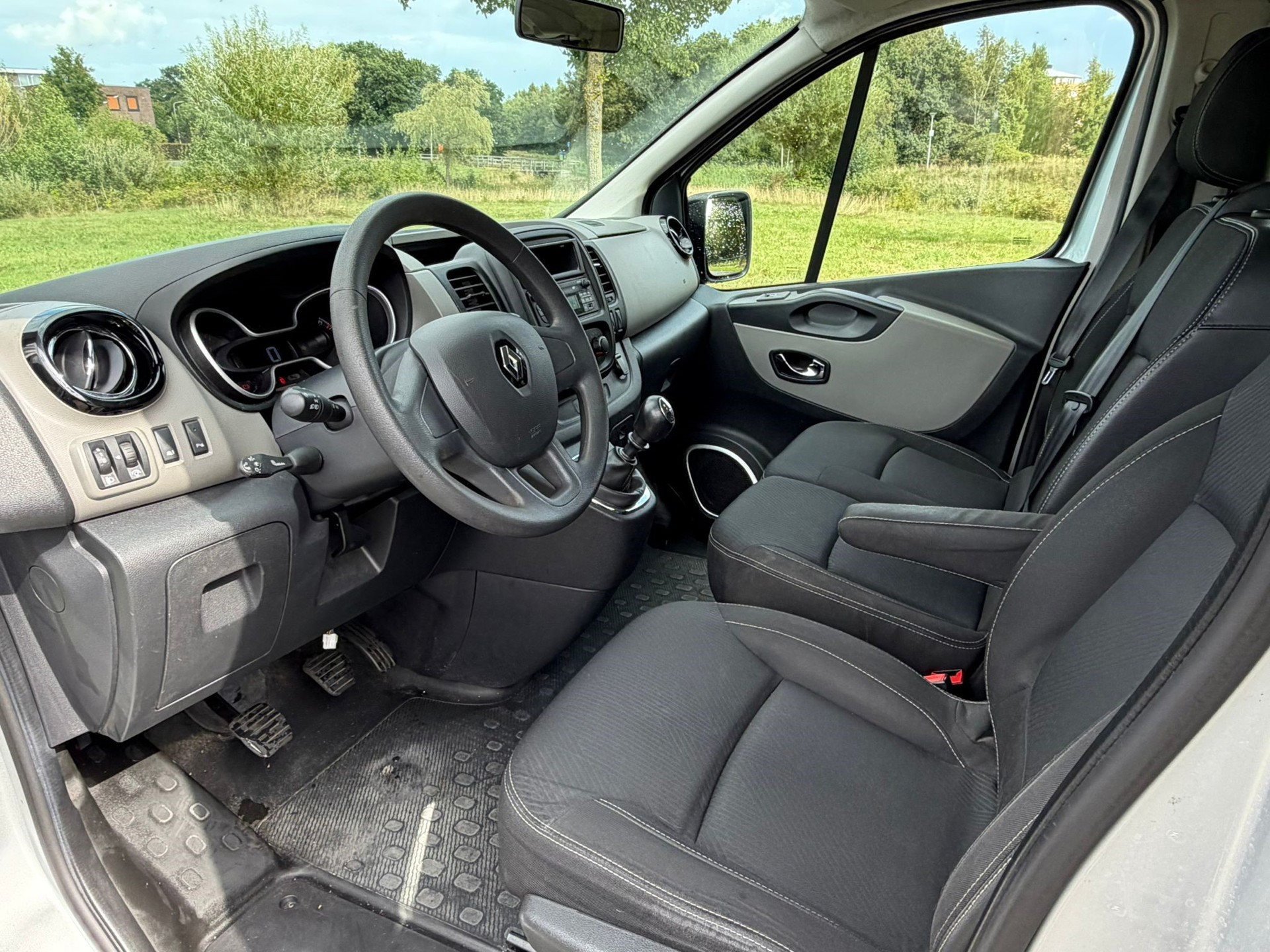 Renault Trafic Passenger 1.6 dCi Grand Authentique Energy | 9 persoons | EX BTW | BPM Vrij foto 2