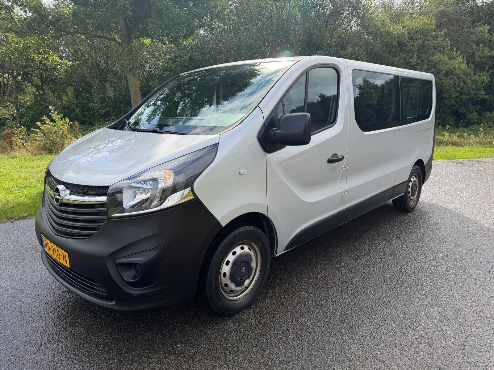 Opel Vivaro Combi 1.6 CDTI L2H1 ecoFLEX | 9 persoons | EX BTW | BPM Vrij foto 3