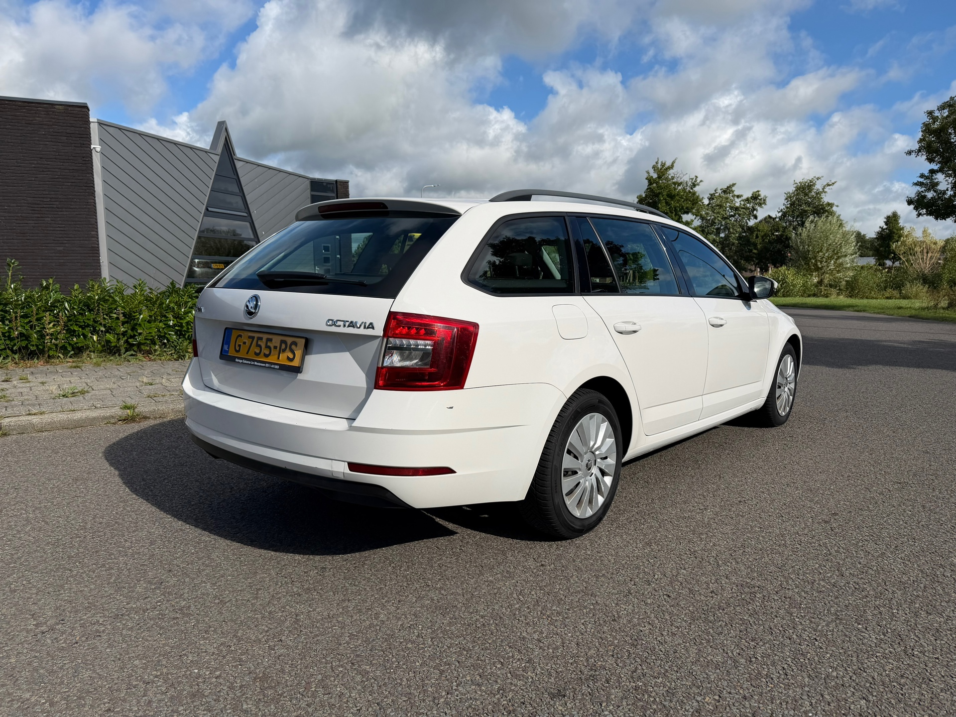 Skoda Octavia Combi 1.6 TDI Greentech Ambition foto 4