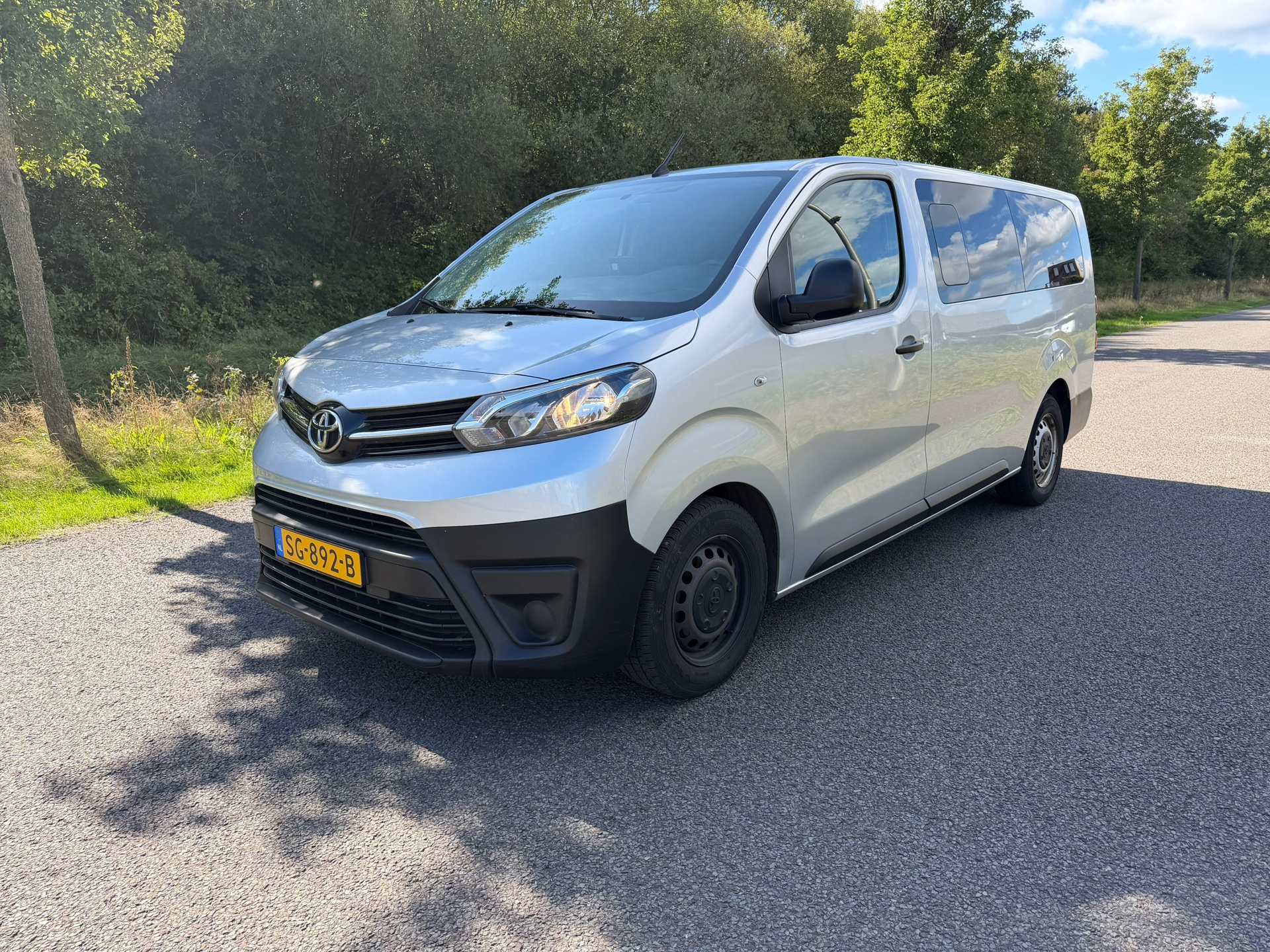 Toyota PROACE Shuttle 1.6 D-4D Cool Comfort Long foto 2