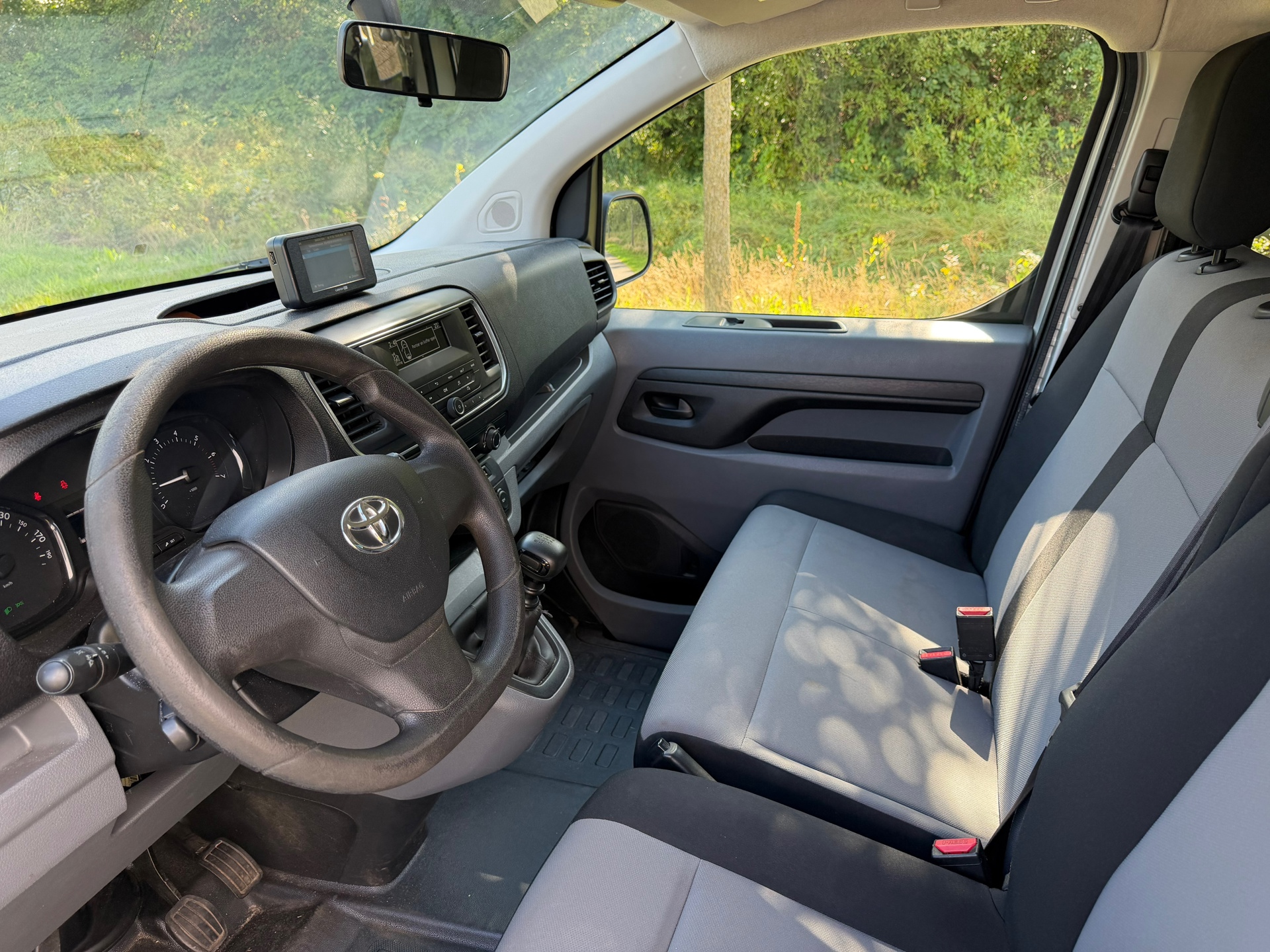 Toyota PROACE Shuttle 1.6 D-4D Cool Comfort Long