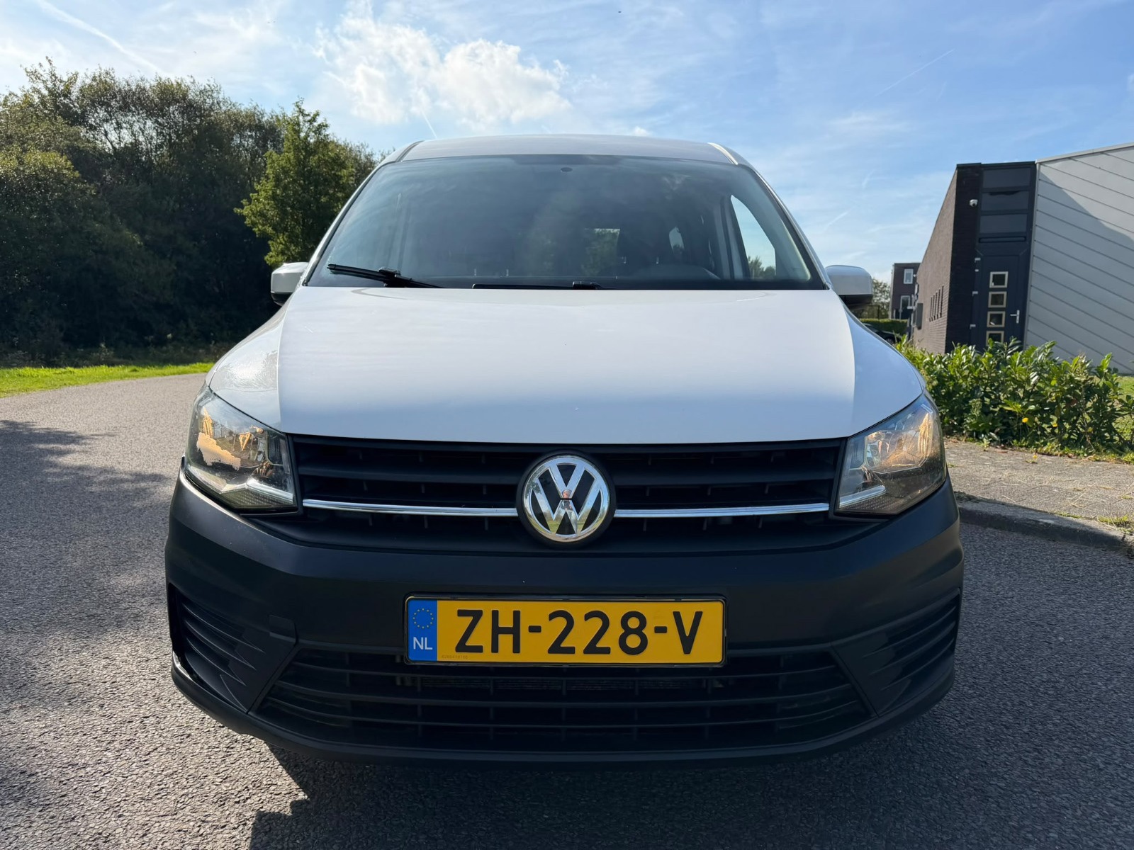 Volkswagen Caddy Maxi 2.0 TDI Trendline 5p | Export foto 2